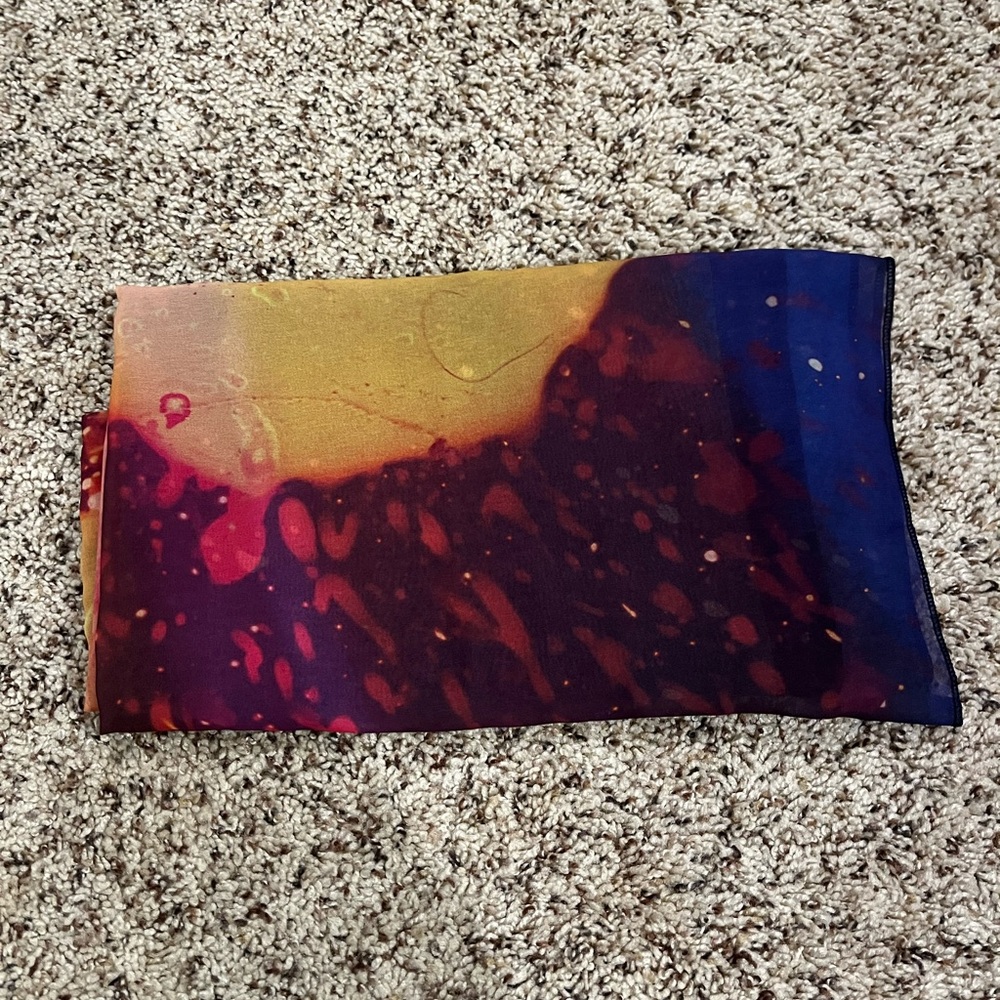New without Tag NWOT Radiohead In Rainbows Scarf Shawl